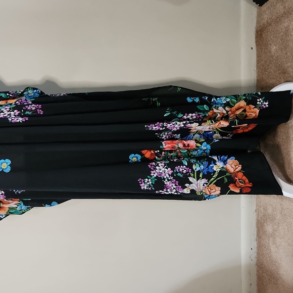 Nwt Johnny Was Floral Vneck Maxi Kaftan Dress - Picture 2 of 15